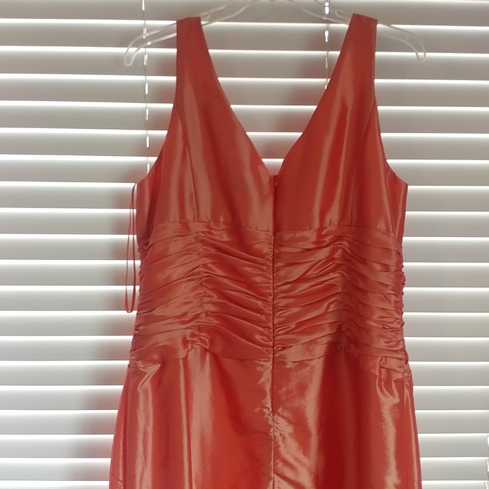 Formal Dress - Picture 6 of 9